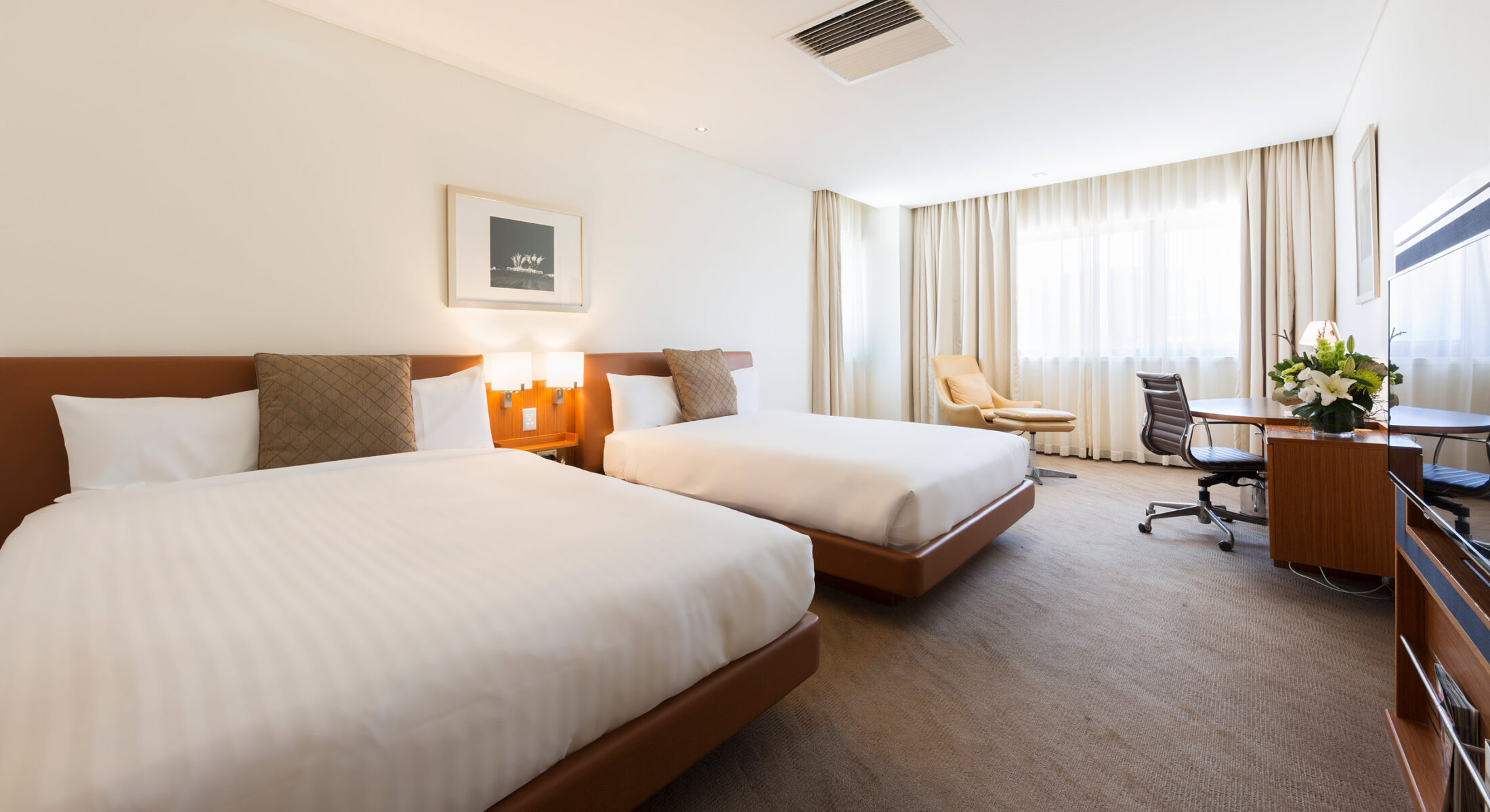 Standard twin double Novotel Canberra