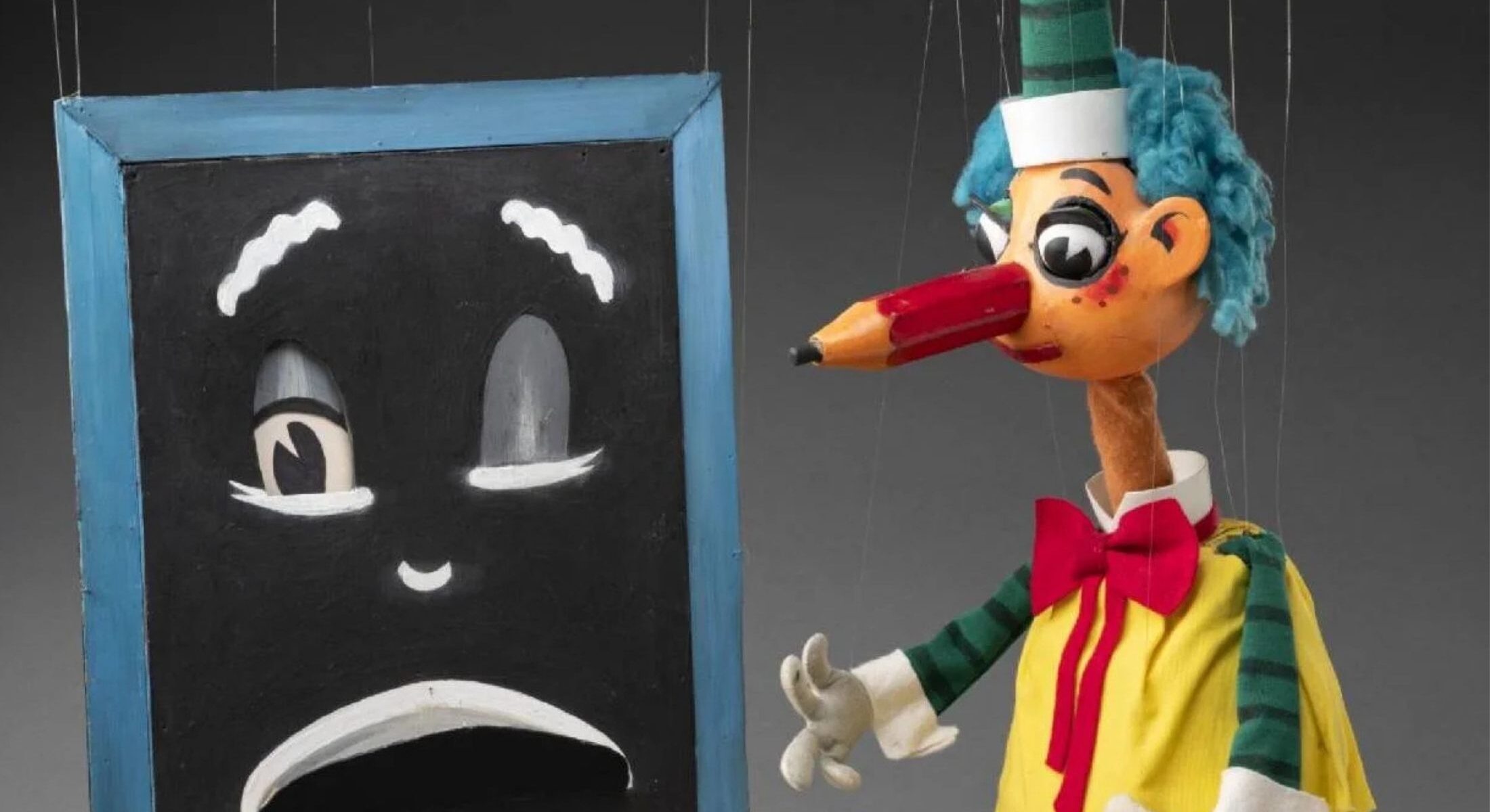 Mr Squiggle and the blackboard
